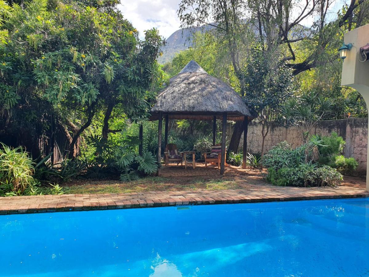 Sun Deck Lodge Hartbeespoort Exterior photo