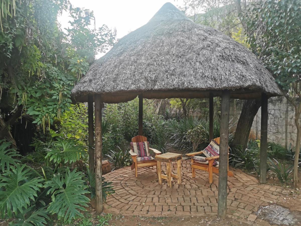 Sun Deck Lodge Hartbeespoort Exterior photo